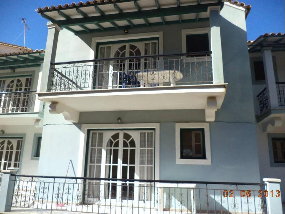 Rigos Apartment *